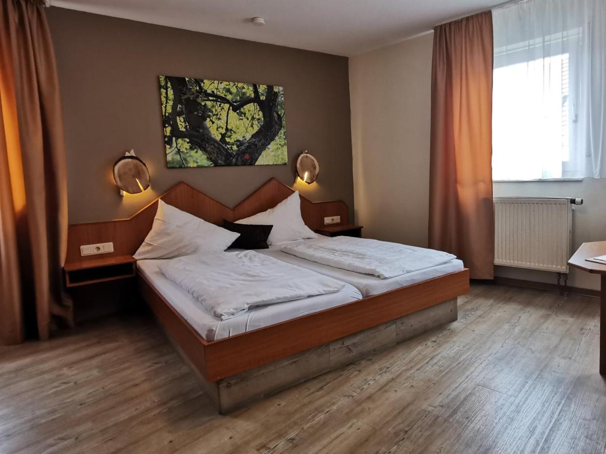 Gasthaus & Hotel Drei Lilien Werbach Εξωτερικό φωτογραφία
